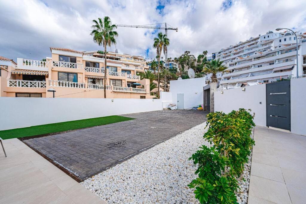 Villa Riviera De 4 Dormitorios Con Piscina. Costa Adeje  Exteriör bild