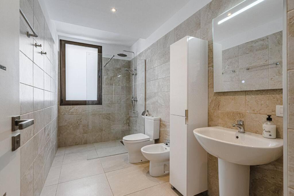 Villa Riviera De 4 Dormitorios Con Piscina. Costa Adeje  Exteriör bild